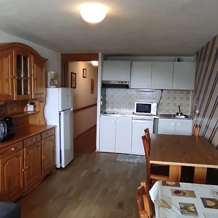 Grand A Pour 6 Personnes Avec Wifi - Fr-1-814-149 Super Besse